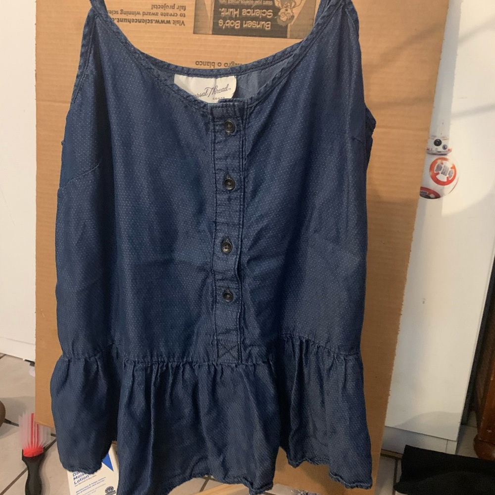 Tank Top - Picture 3 of 5